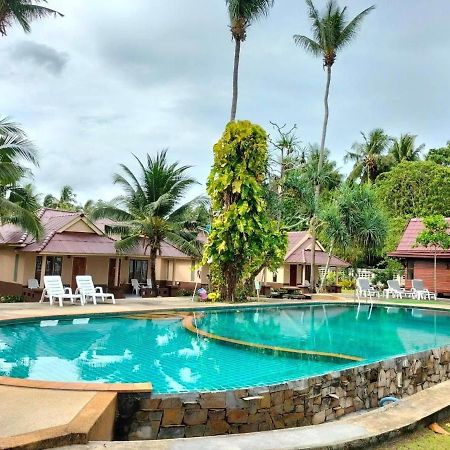 Salatan Resort Ko Lanta Buitenkant foto