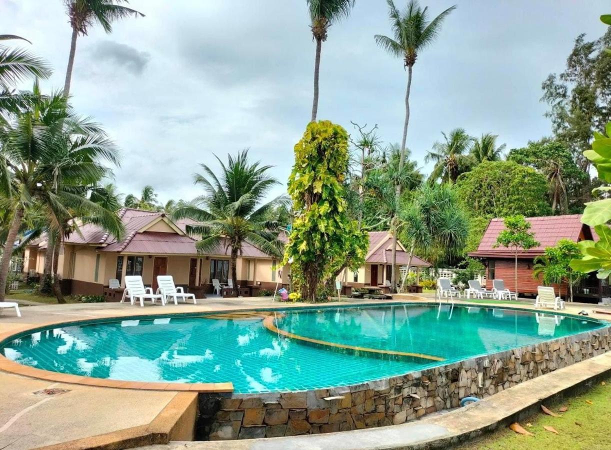 Salatan Resort Ko Lanta Buitenkant foto