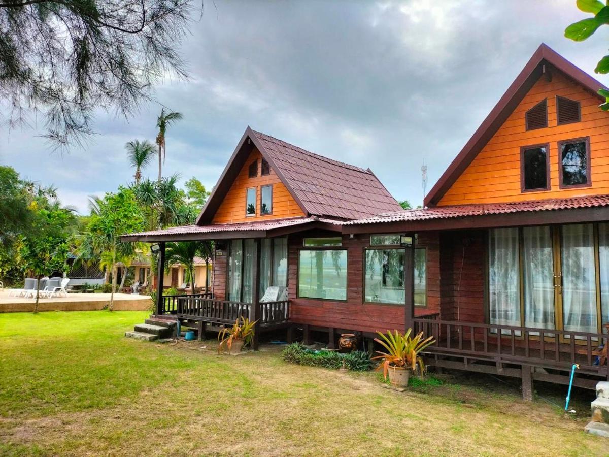 Salatan Resort Ko Lanta Buitenkant foto