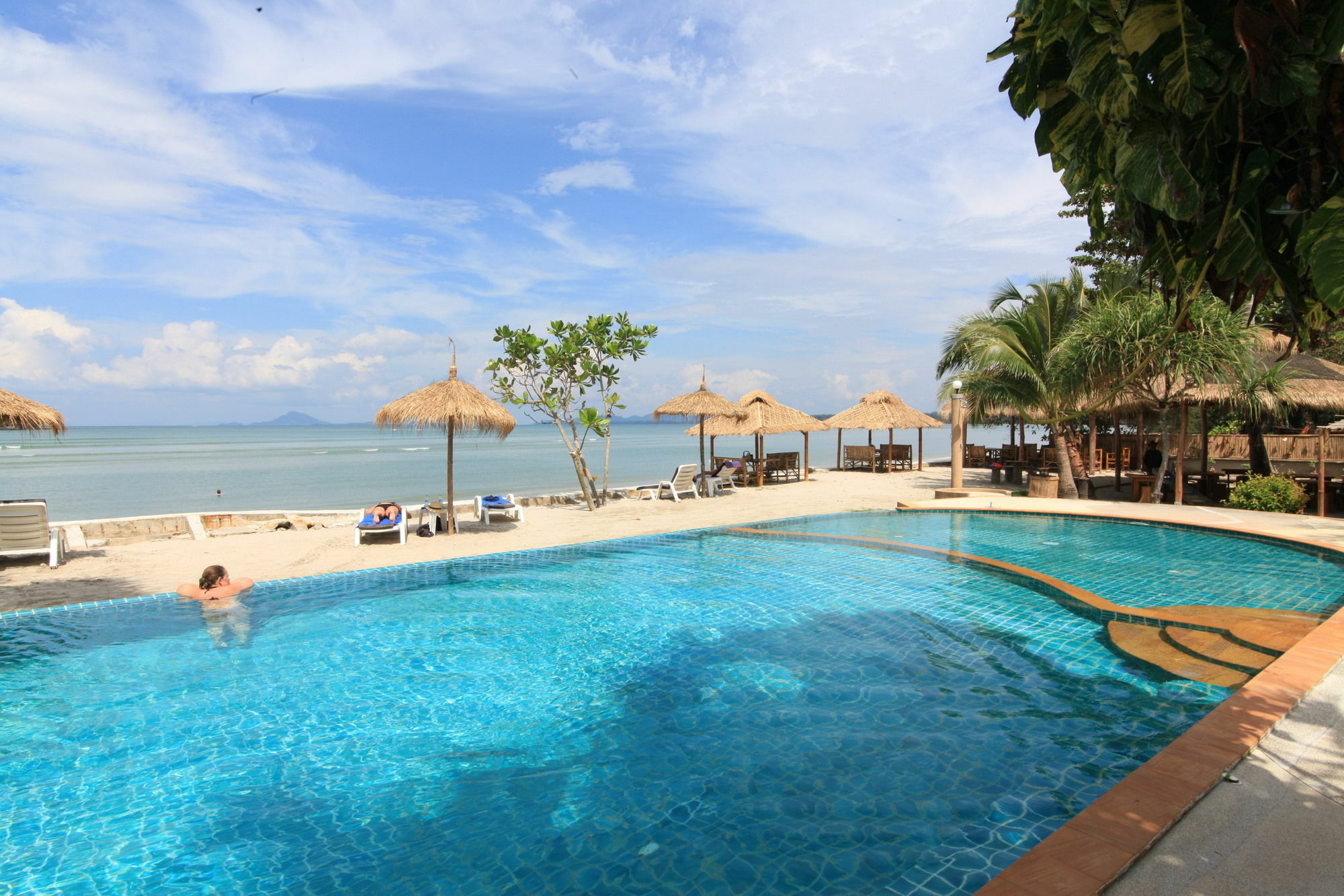 Salatan Resort Ko Lanta Buitenkant foto